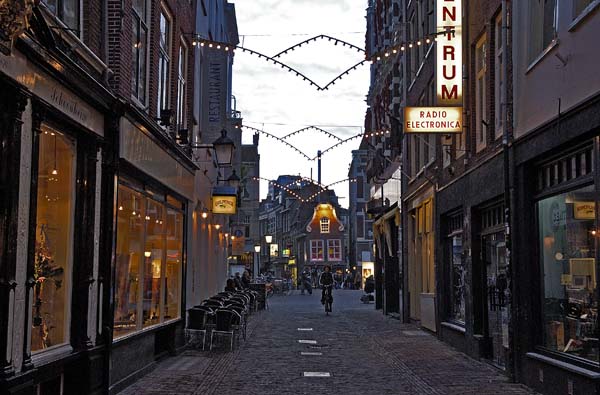 Utrecht by Night 03